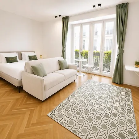B And G San Babila- Luxury In The Heart Of Milano - Design District-3
