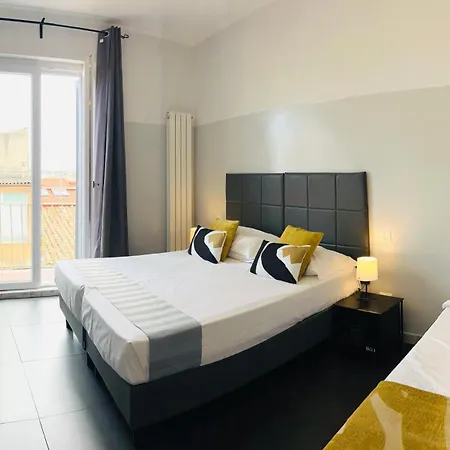 Floor 6 Boutique Rooms By Dot Suites-3