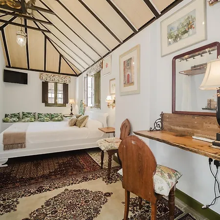 La Casa 1832 Boutique-3