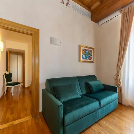 Pantheon Suites In Rome-3