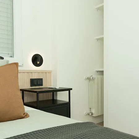 Carvajal Street, Private Rooms-2