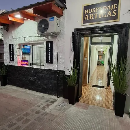 Hospedaje Artigas-2