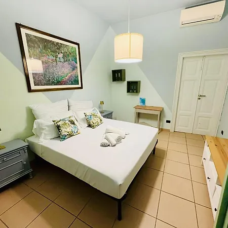 Room Mercedes-2