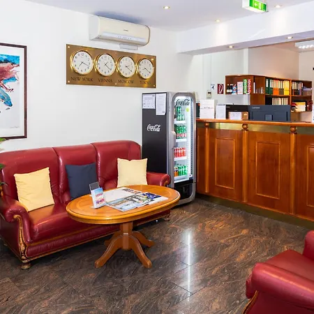 Suite Hotel 900M Zur Oper-2