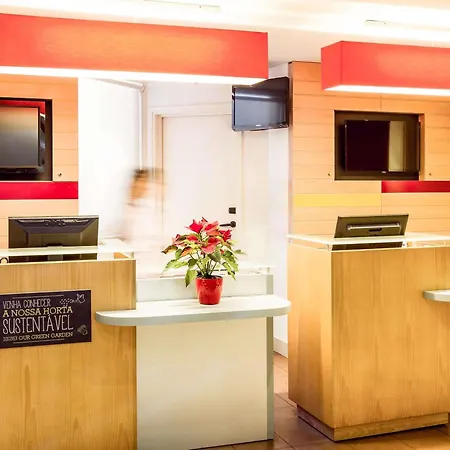 Ibis Porto Centro Sao Bento-3