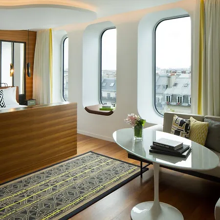 Renaissance Paris Republique Hotel & Spa-3