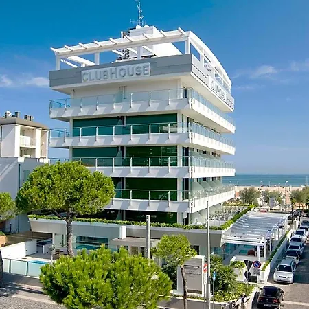 Club House Hotel-3