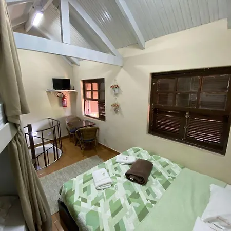 Pousada Reserva do Tombo Lounge Hostel-3
