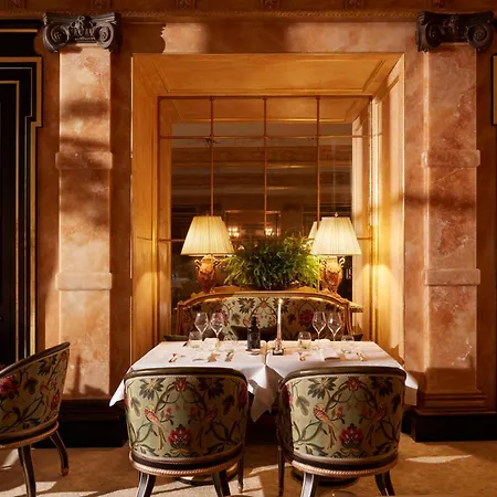 La Réserve Paris Hotel&Spa-2