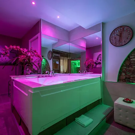 Corso Suite 107 Rooms Wellness & Spa-3