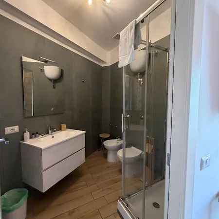 Walk Rooms-2
