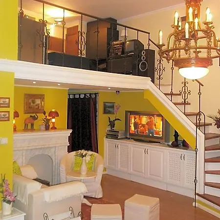 Connection Guesthouse-3