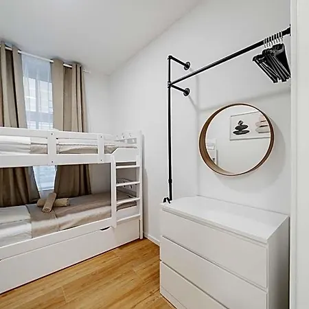 Central City Rooms By Home2-3