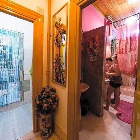 Sunshine Hostel-3