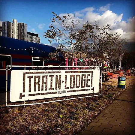 Train Lodge Amsterdam-3