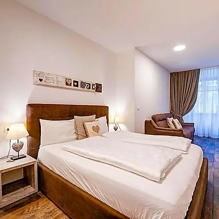 Taste Living-2
