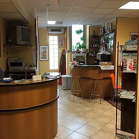 Hotel Dora-2