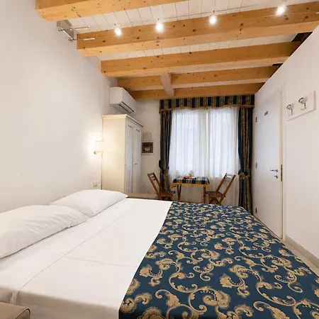 Flove' Rooms Venice-2