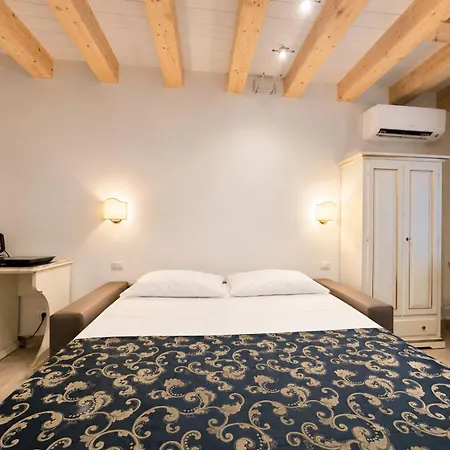 Flove' Rooms Venice-2