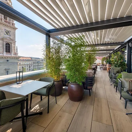 Radisson Collection Hotel, Basilica Budapest-3