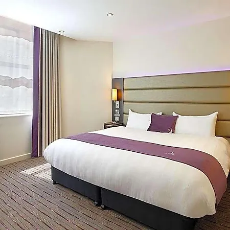 Premier Inn London Victoria-3