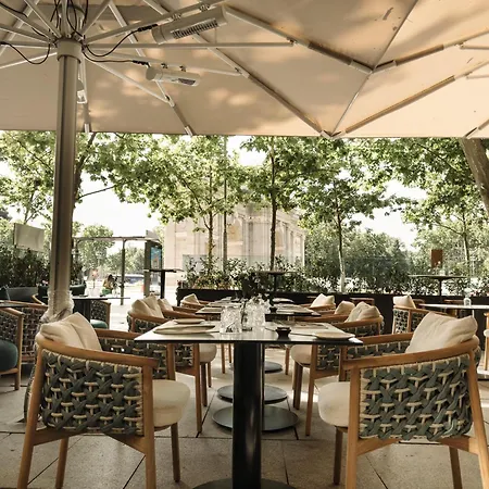 Hospes Puerta de Alcalá, a Member of Design Hotels-3