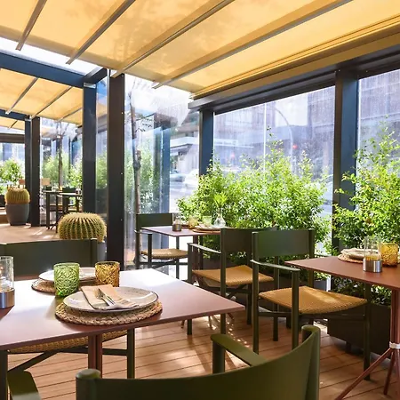 Melia Madrid Serrano-3