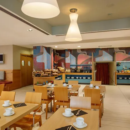 Best Western Plus Hotel Globus-3