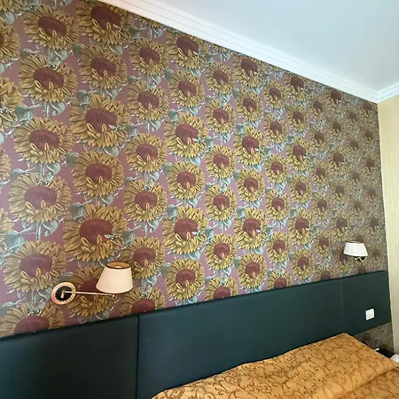 Hotel Montreal-3