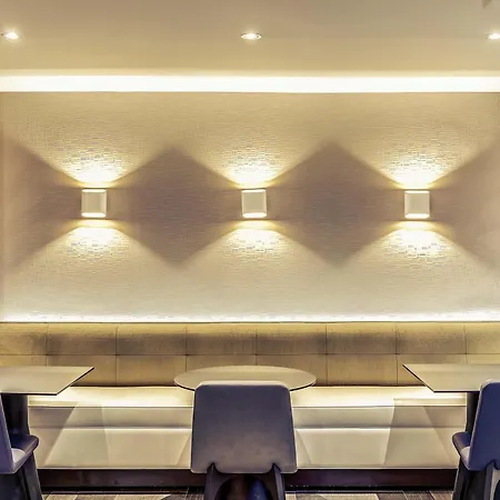 Mercure Paris Arc De Triomphe Etoile-3