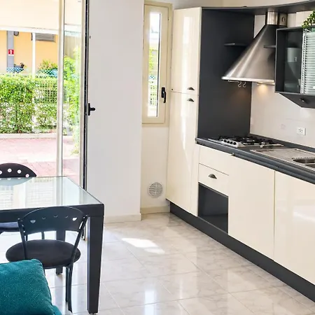 Family Hotel Antibes -50m dal mare --2