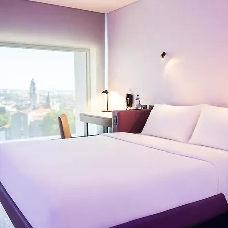 Yotel Porto-3