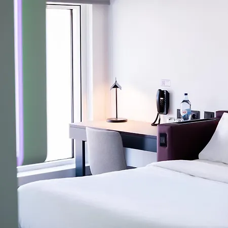 Yotel Porto-2