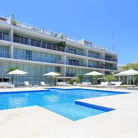 Magia Beach Side Condos-3