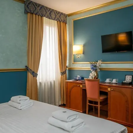 Hotel Kinsky Fountain-2