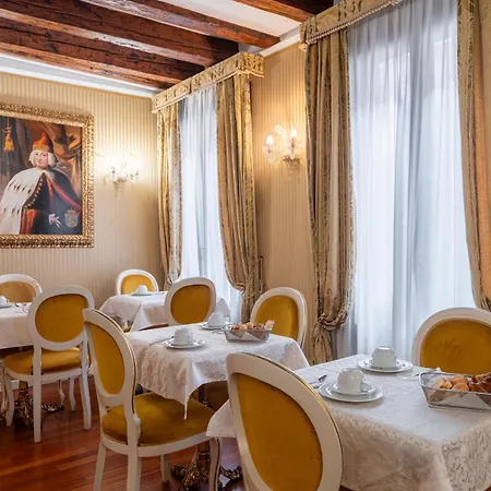 Casa Pisani Canal-2