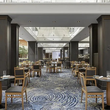 Hilton Prague Atrium-3