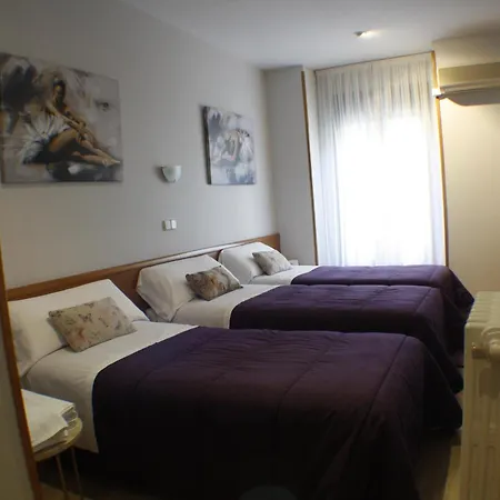 Hostal Santa Cruz-3