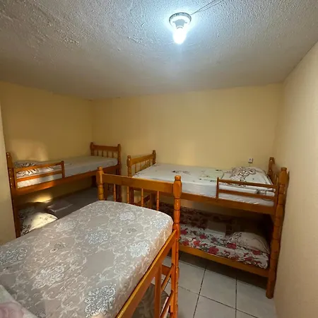 Dani Hostel e Pousada-3