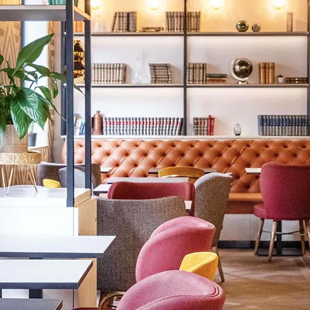 Mercure Paris Bercy Bibliotheque-2