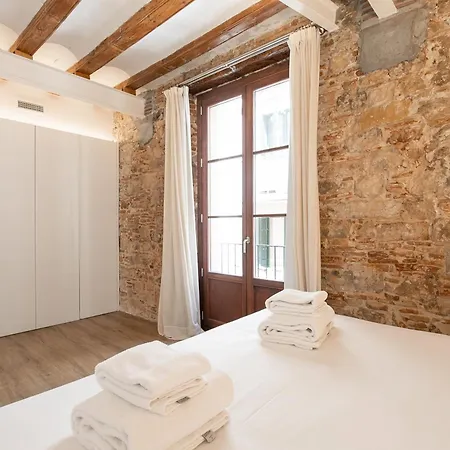 Deco Apartments Barcelona-Born Apt.-2