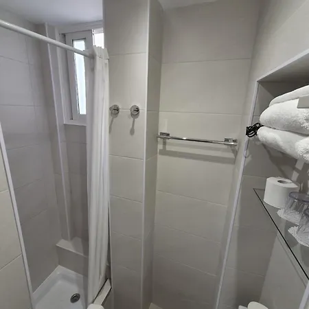 Ava Rooms-3