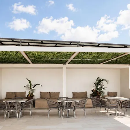 Holiday Inn Express&Suites - Playa del Carmen, an IHG Hotel-3