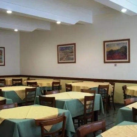 Hotel Corona-3