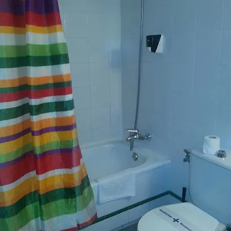 Hostal Tilos-2