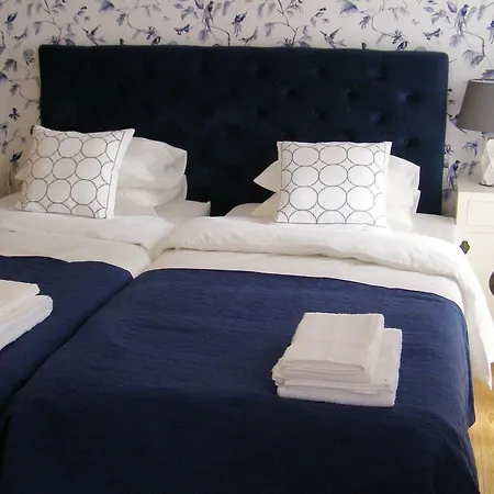 Lisbon Garden Boutique Guest House-3