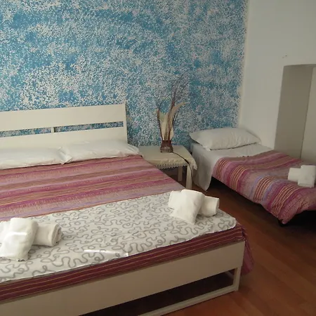 Bed And Breakfast Al Viale Papa Giovanni-2