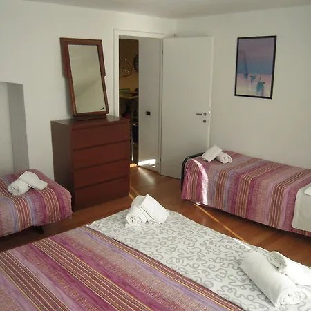 Bed And Breakfast Al Viale Papa Giovanni-3