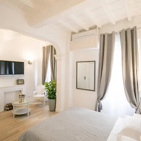 Cestello Luxury Rooms-3