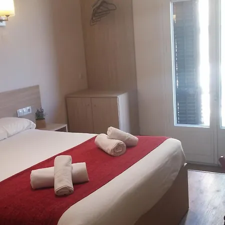 Hostal Barcelona Travel-2